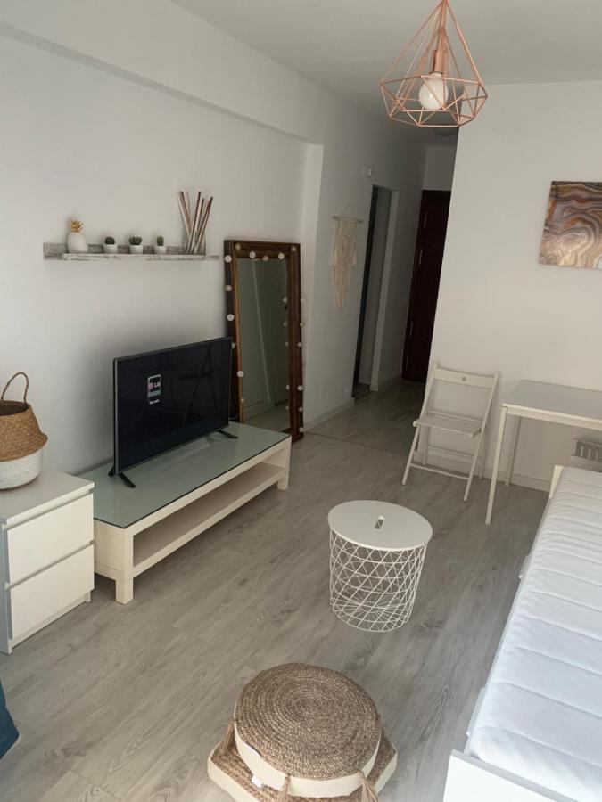 Acogedor Estudio En Primera Linea De Playa Бенальмадена Екстер'єр фото